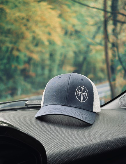 Navy_hat_on_truck.png